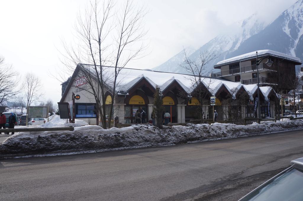 Aiguille Du Midi - Le Chamo'Nid Apartment Chamonix Exterior photo